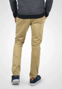 Indicode Jeans Idpenefal - Pantalones Chinos - Amber -Indicode Jeans Comercio 242f4c1b585544f2833f48c81c3adc57 scaled