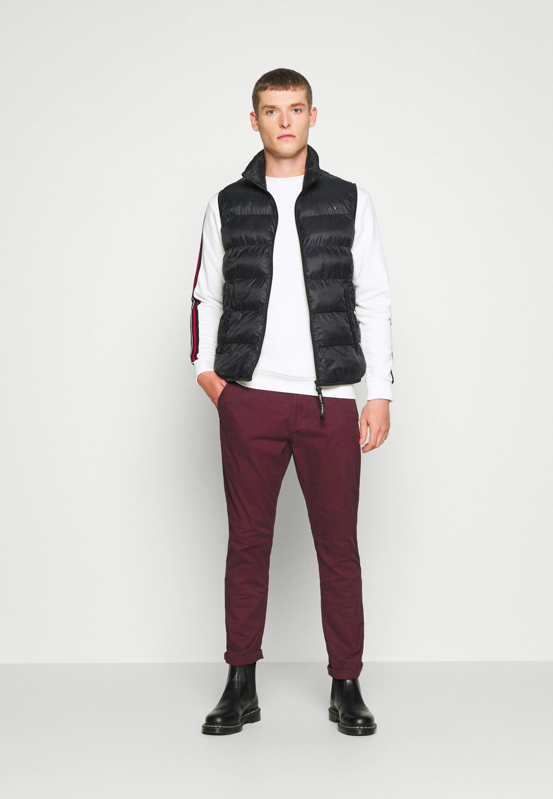 Indicode Jeans Gover - Pantalones Chinos - Zinfandel 2 Indicode Jeans Gover - Pantalones Chinos - Zinfandel - Imagen 2