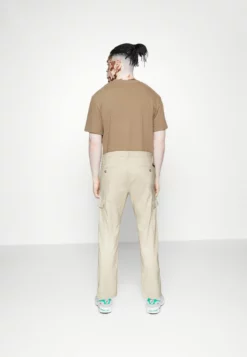 Indicode Jeans Leonardo - Pantalones Cargo - Fog -Indicode Jeans Comercio 729429a7335d448fbcd4ce9af9cfa0c2 scaled