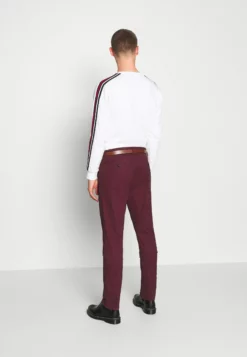 Indicode Jeans Gover - Pantalones Chinos - Zinfandel 8 Indicode Jeans Gover - Pantalones Chinos - Zinfandel -Indicode Jeans Comercio 80e65d942ee741db89d4bc1cfbd2c40d scaled