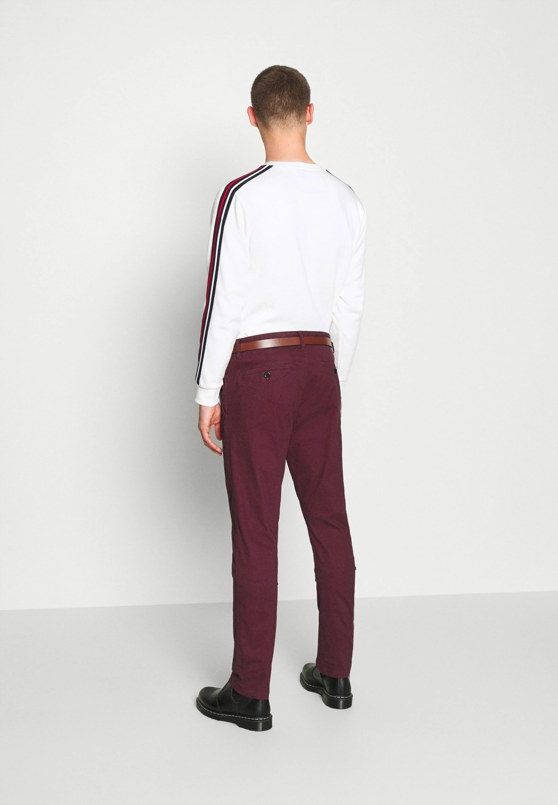 Indicode Jeans Gover - Pantalones Chinos - Zinfandel 3 Indicode Jeans Gover - Pantalones Chinos - Zinfandel - Imagen 3