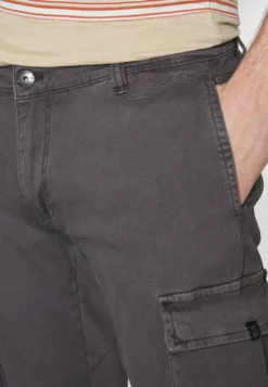 Indicode Jeans Albani - Pantalones Cargo - Dark Grey -Indicode Jeans Comercio baac4a1535914c7bafce1569aed25217 scaled