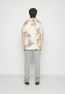 Indicode Jeans Levi - Pantalones Cargo - Light Grey -Indicode Jeans Comercio cda1bed096684269b9084e972107b002 scaled